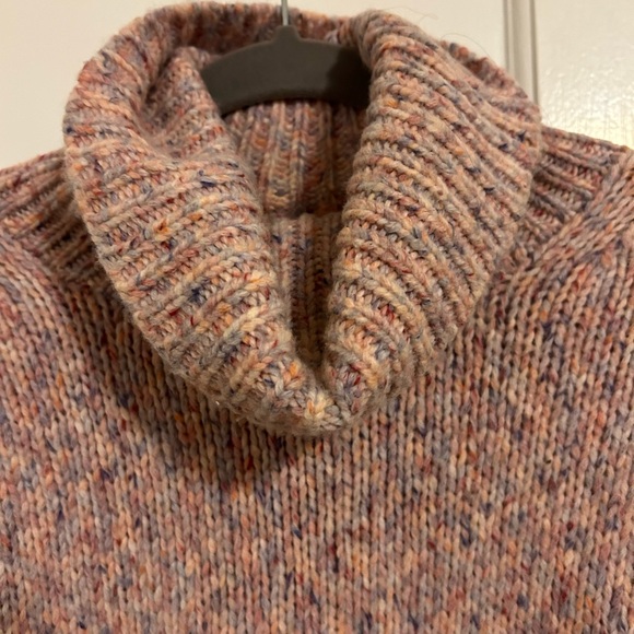 J Crew Sweater- womens size large- Marled Wool- pink - Picture 6 of 9